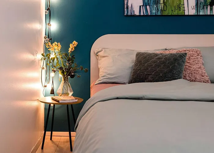 Pantarul - One Bedroom With View